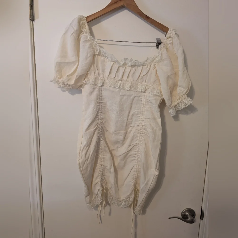 Dress - Picture 2 of 5